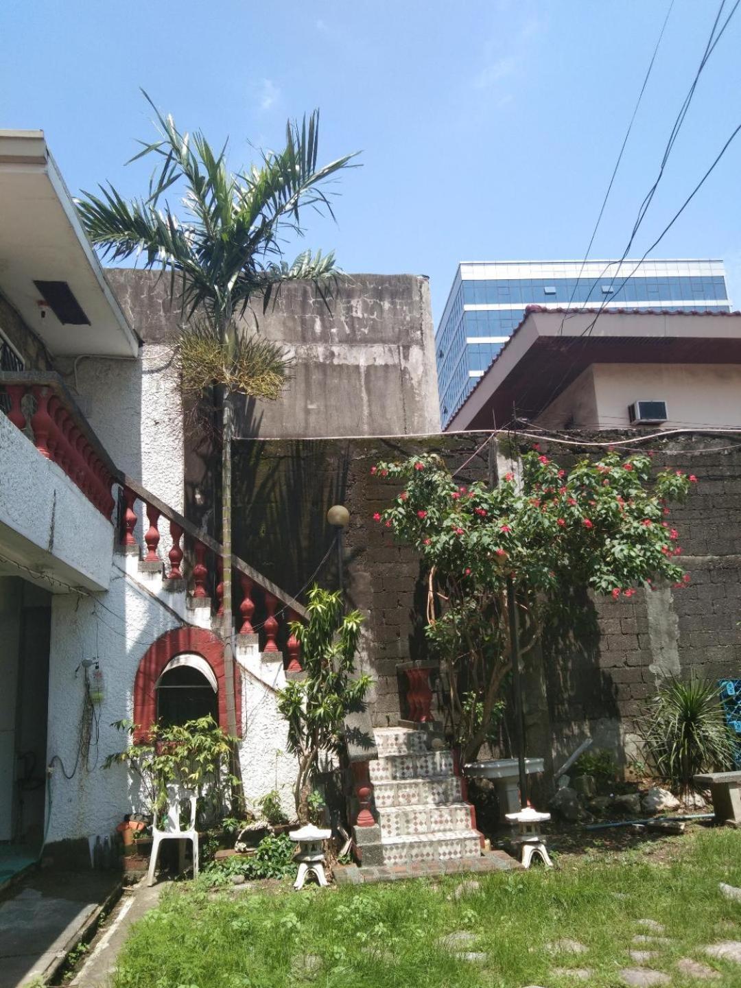 The Terrace Room Manila Exterior photo